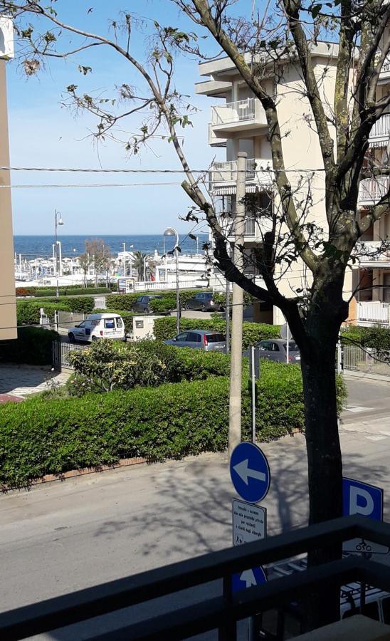 Ferienwohnung Stella Di Mare Rimini Exterior foto